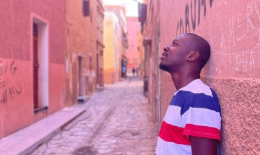 Jean-Marie Guéassémahé : Le Visionnaire Ivoirien Derrière ‘Le Silence des Lames’” ?