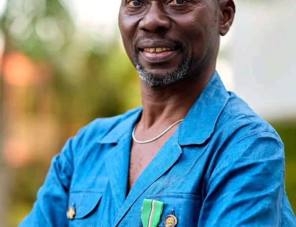 Médailles au cou, précarité dans les poches : le cinéma ivoirien hypocrite ?